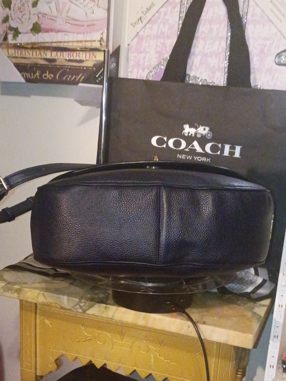 Coach Turn Lock Hobo Bag - Picture 9 of 15
